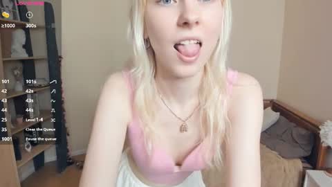 Emily online show from June 18, 6:52 am