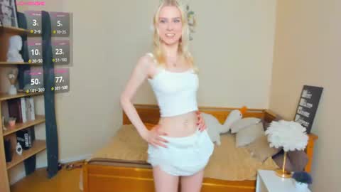 Emily online show from July 8, 8:40 am