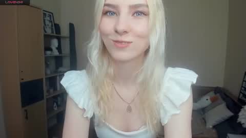 Emily online show from July 17, 6:48 am