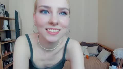 Emily online show from June 6, 8:42 am