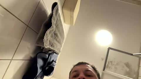 armyskater32 online show from February 22, 10:01 pm