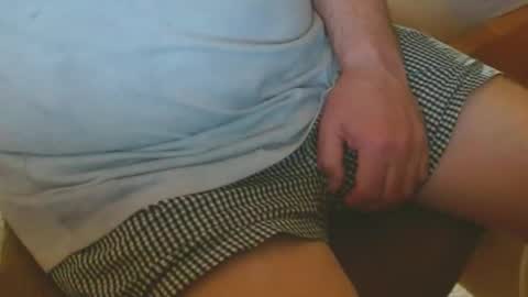 Arnie  online show from December 5, 9:34 pm