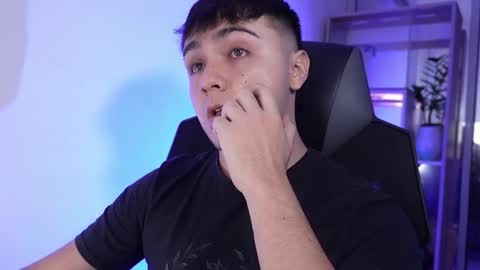 aron__cooper online show from February 7, 1:19 am