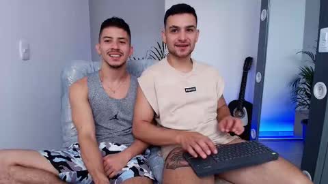 Aron Santoro online show from October 29, 2:52 pm