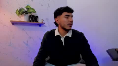 Snapshot of aron_summer chatting on October 8, 10:16 pm Aron online show from October 8, 10:16 pm