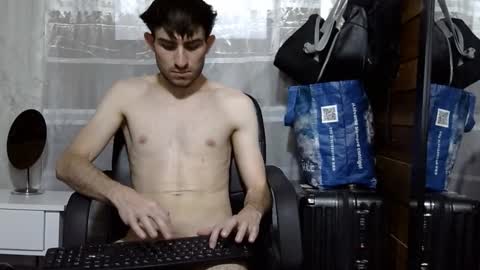 Aron G Franco online show from October 16, 7:35 pm