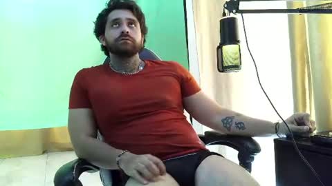 aronmiller online show from July 10, 7:40 pm