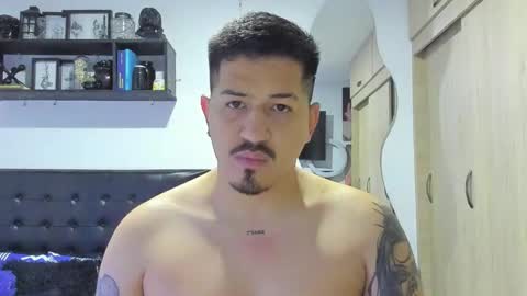 ARON  Independent model  online show from December 2, 2:32 am