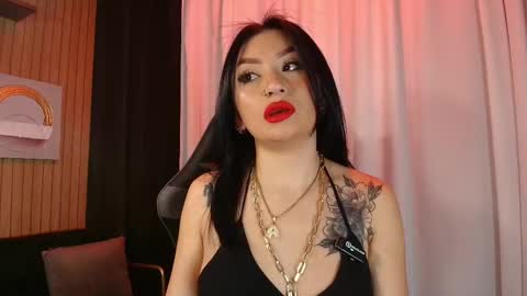    online show from January 6, 8:24 pm