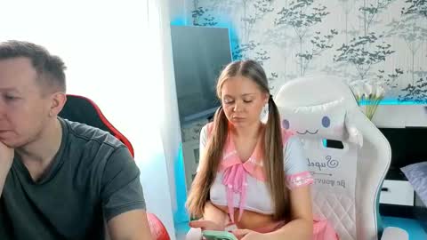 art_cam_ online show from February 26, 8:07 am