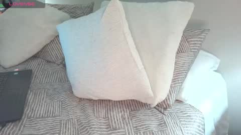 artemisiac online show from March 3, 11:56 pm