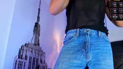 Arthur online show from October 28, 9:49 pm