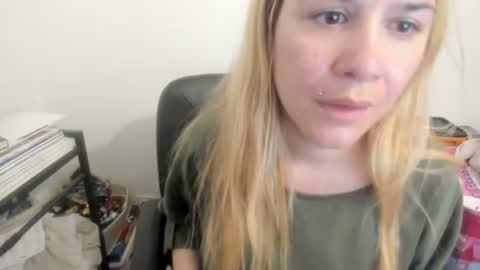 MIA online show from June 25, 9:58 am