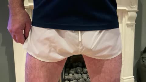 artybee online show from December 15, 11:39 am