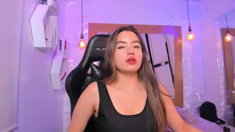 Ary Cooper online show from November 20, 1:10 pm