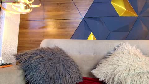 sofia online show from March 13, 11:02 am