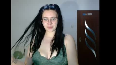 Arya online show from February 8, 11:52 pm