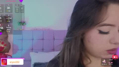 arycooper_ online show from April 22, 12:12 pm