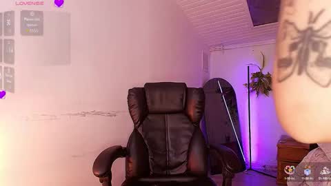 arye_lle online show from October 21, 12:05 am