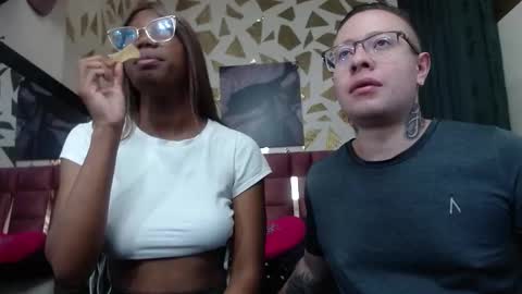 Snapshot of ashanti_and__alejo chatting on October 20, 12:21 pm ashanti_and__alejo online show from October 20, 12:21 pm