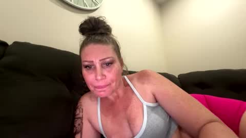ashblaze1229 online show from June 2, 9:06 pm