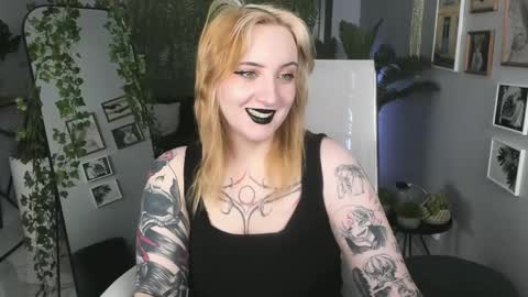 AshleyAshe  online show from May 15, 2:31 am