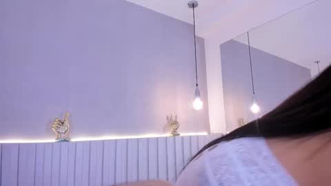 I am Ashley online show from October 6, 6:59 pm