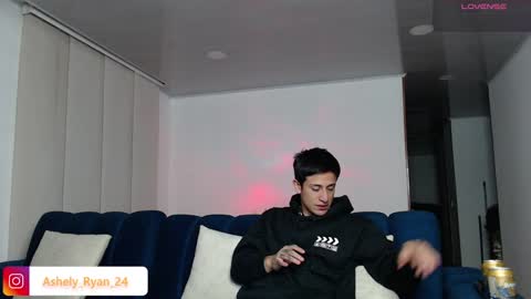 Ashley And Ryan  online show from January 27, 2:10 am