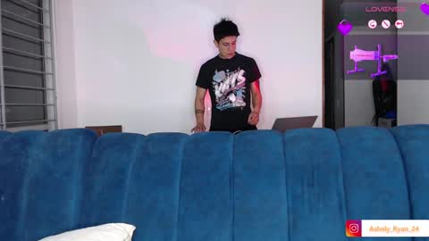 Ashley And Ryan  online show from September 15, 12:01 am