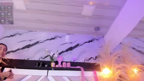 ashley_7777 online show from April 4, 1:40 pm