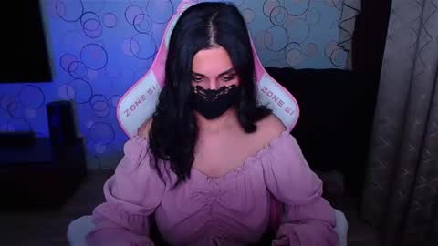   Yasmina   online show from November 14, 6:26 am