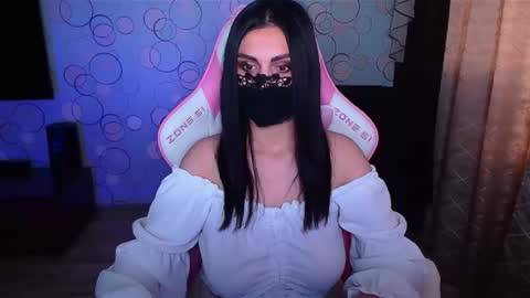   Yasmina   online show from November 10, 4:48 am