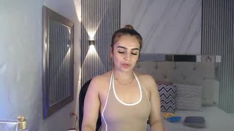 ashley__tylor online show from January 9, 2:39 am