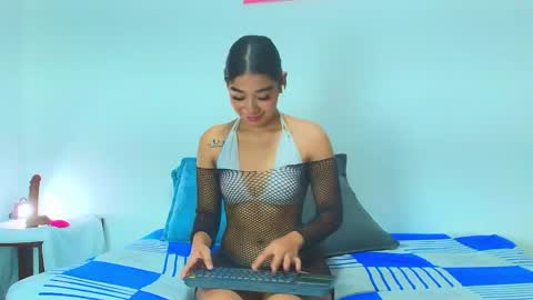 Ashley Blazze  online show from June 8, 11:33 am