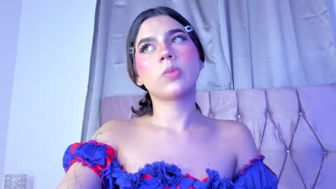 Snapshot of ashley_piinkk chatting on February 6, 5:46 am Ashley online show from February 6, 5:46 am