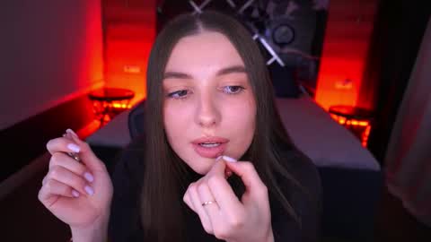 ashleybaee online show from November 3, 1:23 pm