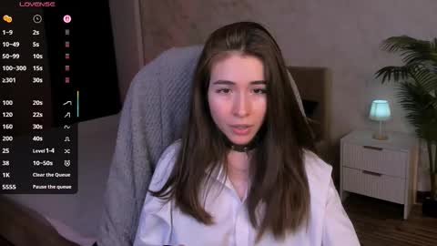 Ashley online show from February 10, 1:36 pm