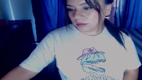 ashlie fisher1 online show from September 25, 7:10 pm