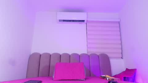 Ashly online show from April 9, 12:00 pm