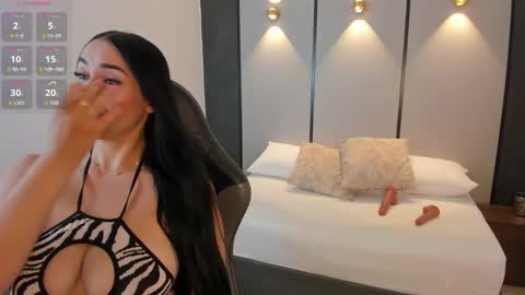 A S H L Y online show from December 19, 12:55 pm