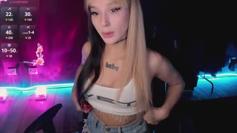 Mila online show from March 10, 8:06 am