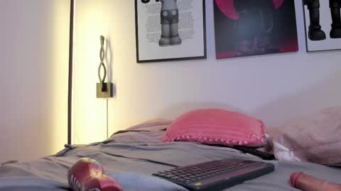 MyaFontaine online show from April 25, 3:52 am