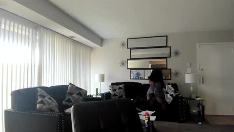 Asia online show from November 7, 2:19 pm