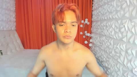 asian_blakefoster online show from March 30, 11:32 am