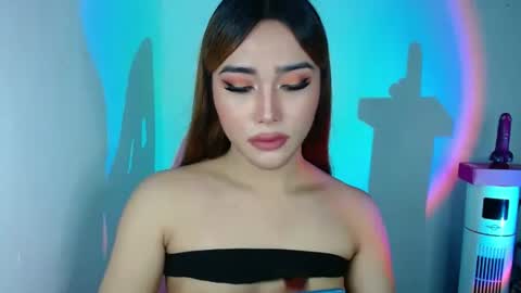Snapshot of asian_caulix chatting on September 28, 1:25 am baby caulix online show from September 28, 1:25 am