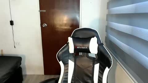 Cecily online show from January 29, 6:33 am