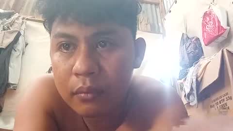 asian_erick online show from April 16, 7:41 am