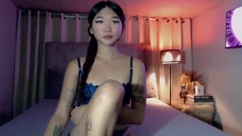Rhea online show from June 23, 5:04 am