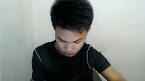 asian_lover05 online show from December 3, 1:37 am