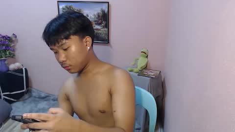 Snapshot of asian_prince_of_cock chatting on October 19, 8:19 am Prince online show from October 19, 8:19 am